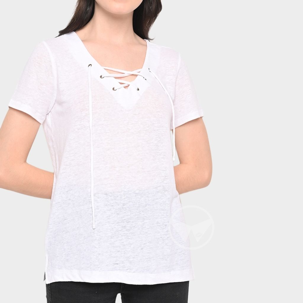DWM307-Victoria-White