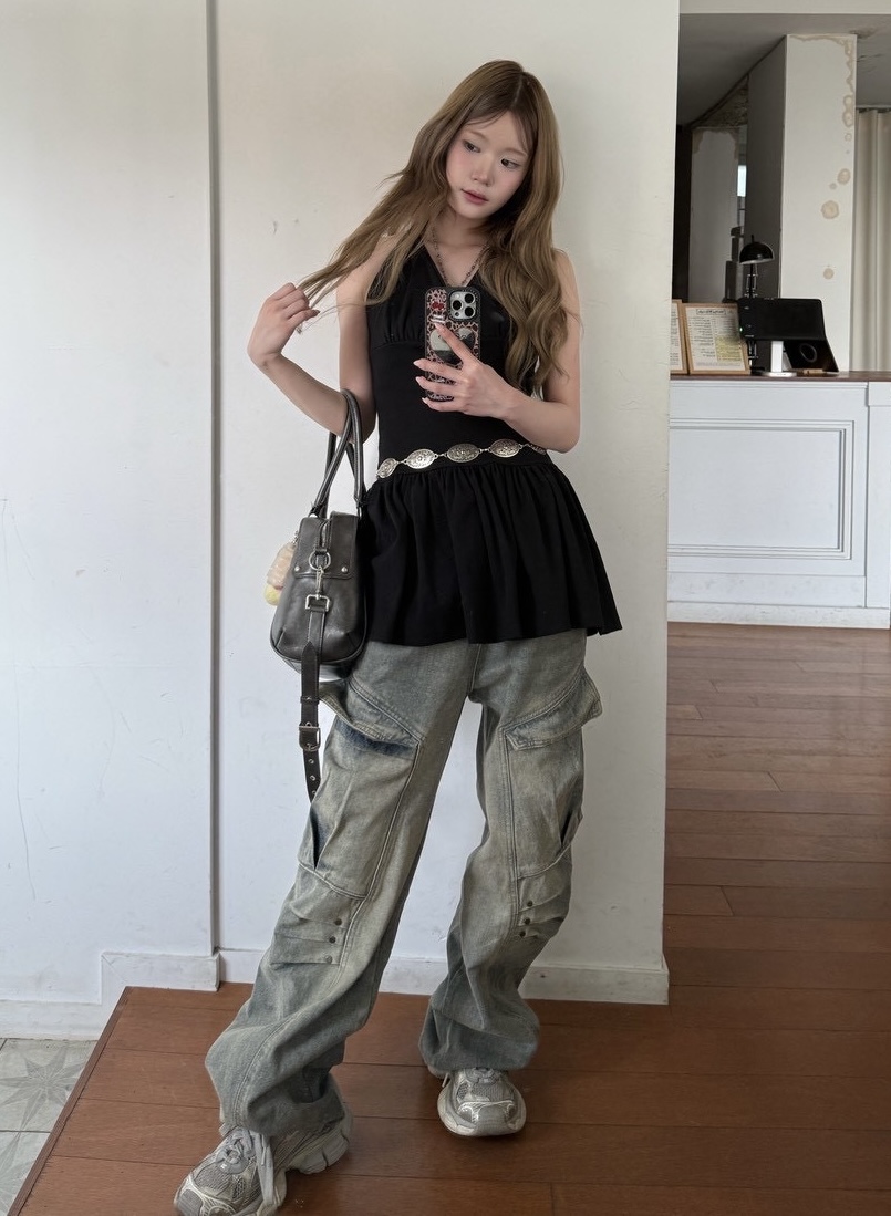 805C1956-F98B-4F31-9CB7-AA0243E53807