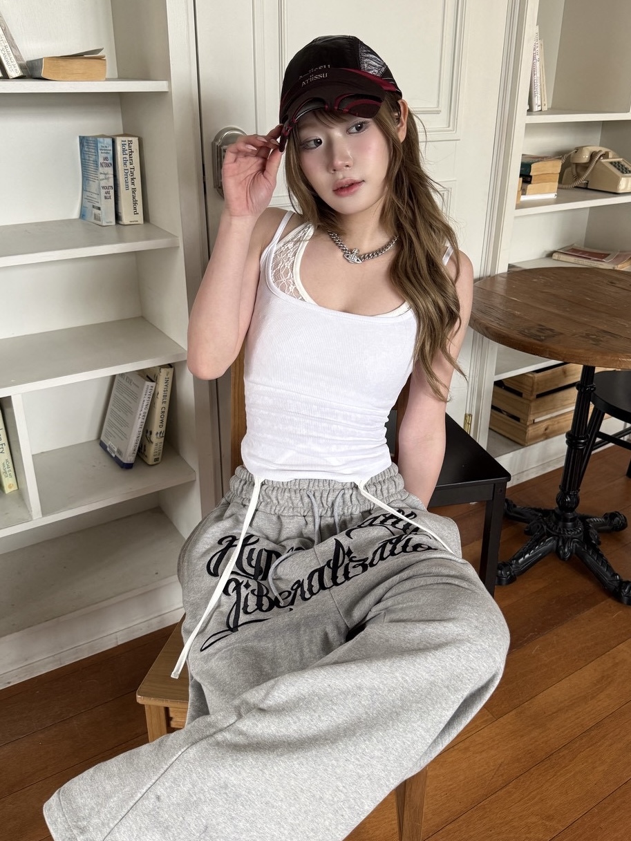 7EAB7BE3-3916-470D-96A4-D2AA09F26661