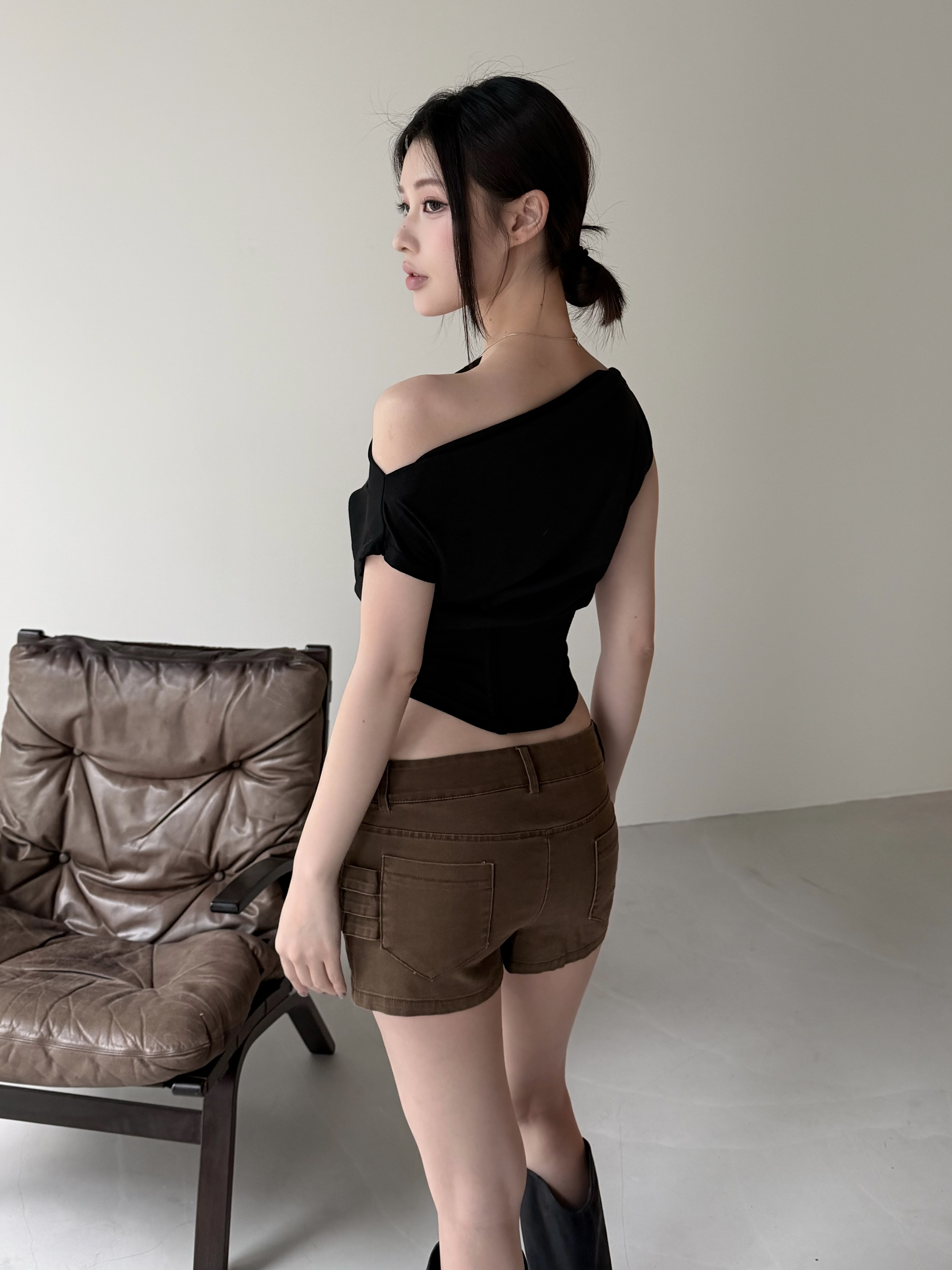 0EBB1F7D-6D99-4EEB-96F7-A0B0719BFEB3