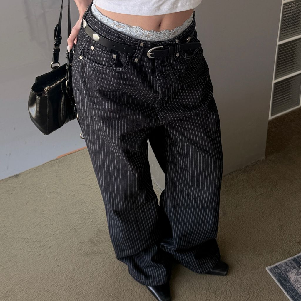 LINE_ALBUM_條紋鉚釘褲_260629_4
