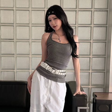 LINE_ALBUM_條紋繞脖背心_260629_1 2
