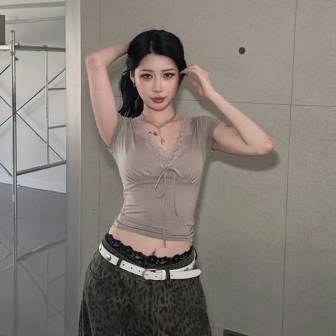 LINE_ALBUM_V領綁結蕾絲上衣_260629_1 2