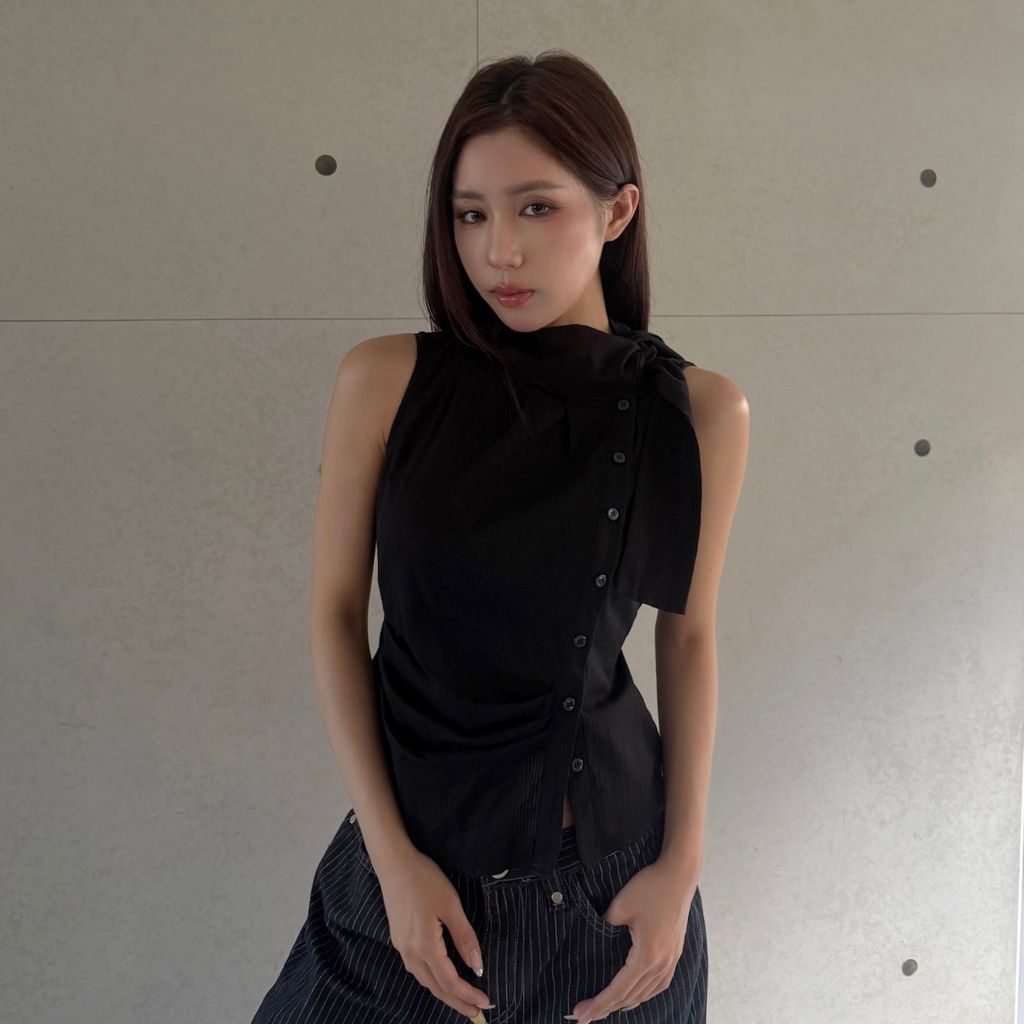 LINE_ALBUM_繞脖襯衫_260728_1