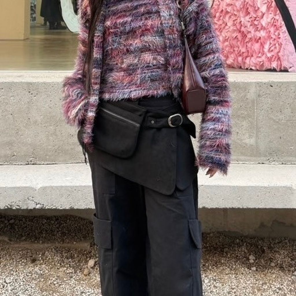 LINE_ALBUM_繞脖上衣_250105_1 2