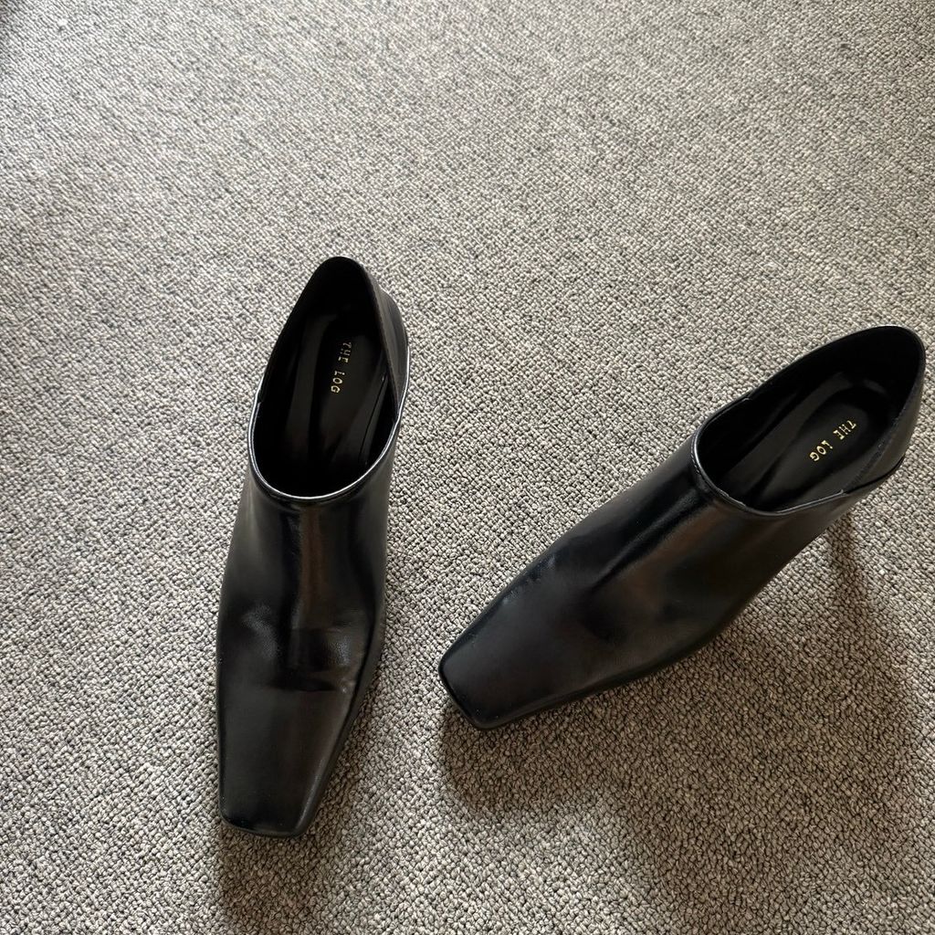 LINE_ALBUM_方頭套靴_251214_1 2