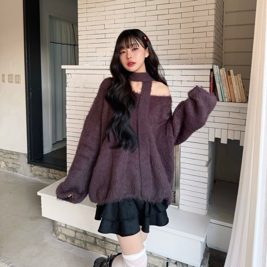 LINE_ALBUM_主打繞脖上衣_251214_3