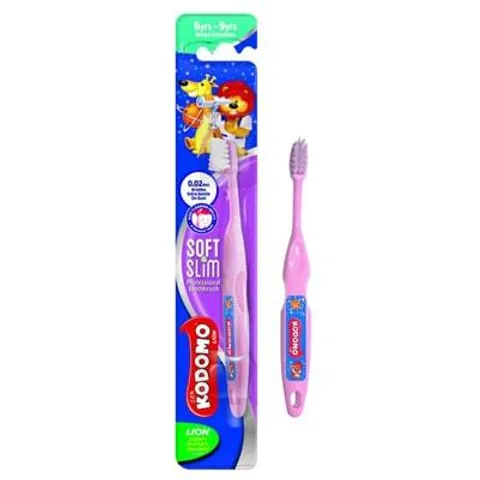 Kodomo-Lion-Slim-Soft-Toothbrush-6-to-9.jpg