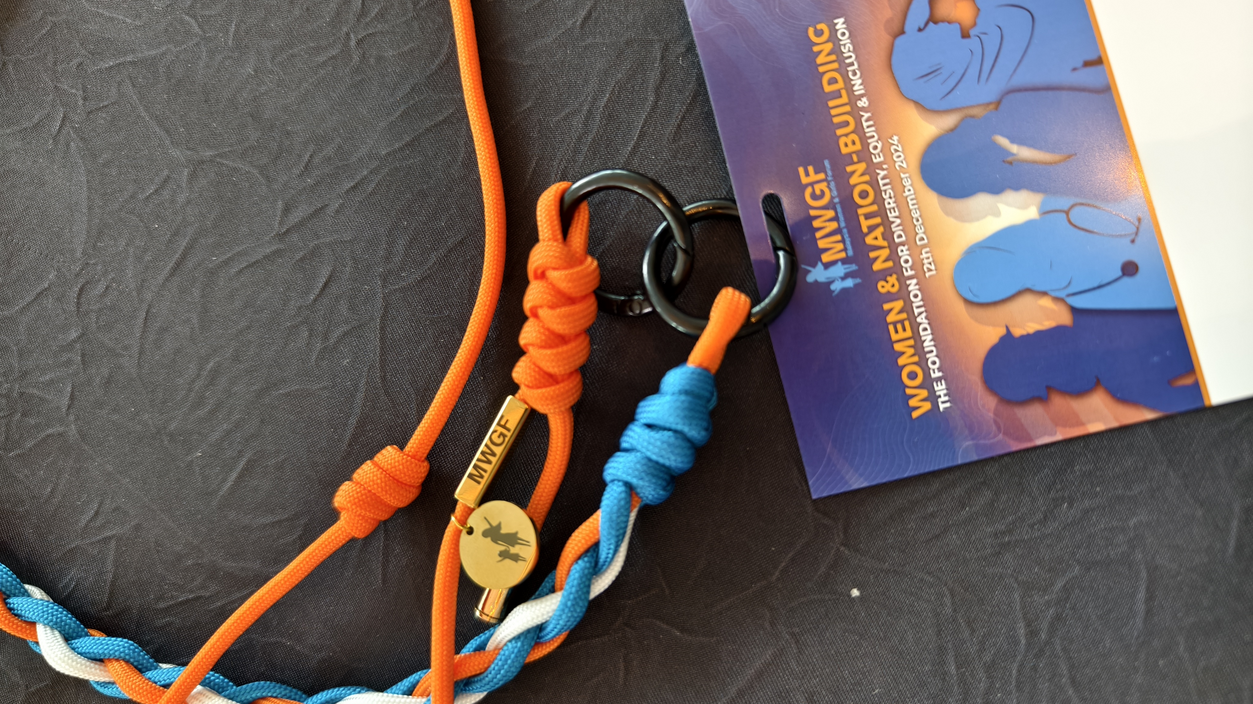 engraved-logo-pendant-custom-corporate-lanyard-malaysia.jpg