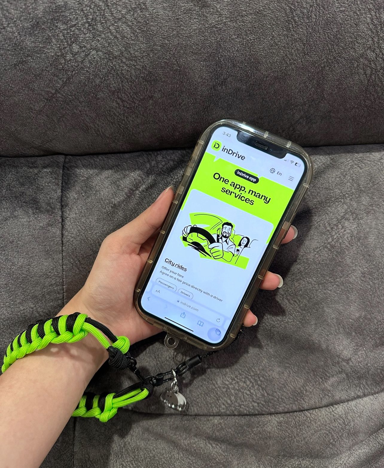 indrive-custom-phone-wrist-strap-lime-green-black.jpg