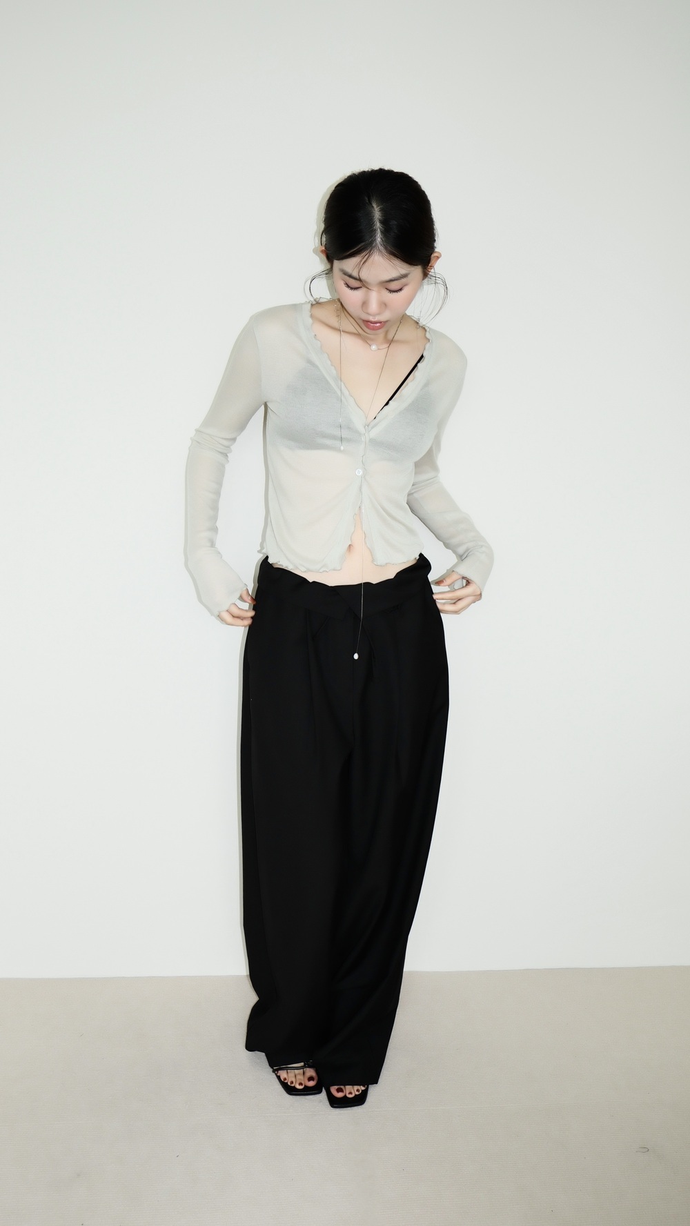 Facetune_12-06-2025-15-07-25