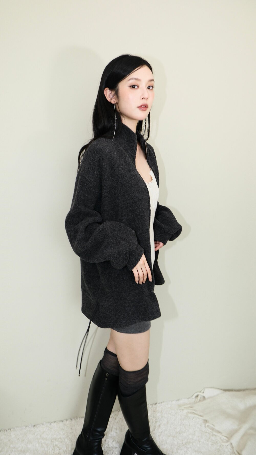 Facetune_15-12-2025-19-07-05_1