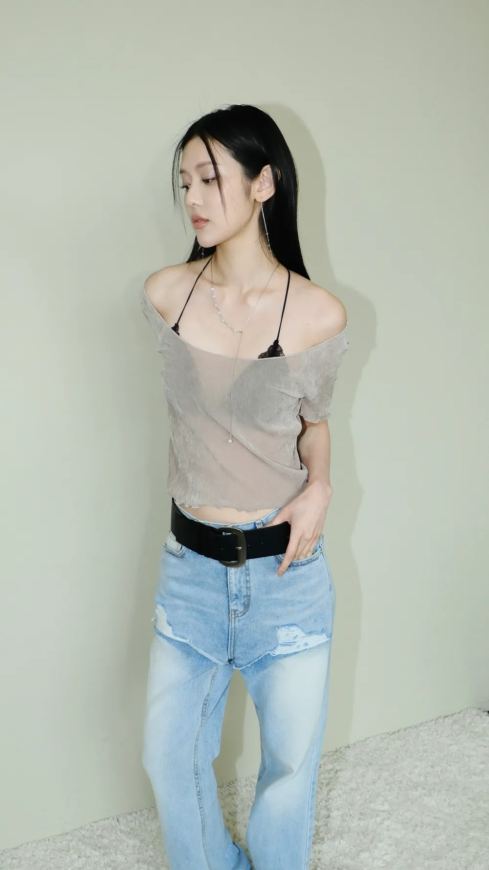 Facetune_15-05-2026-22-04-07