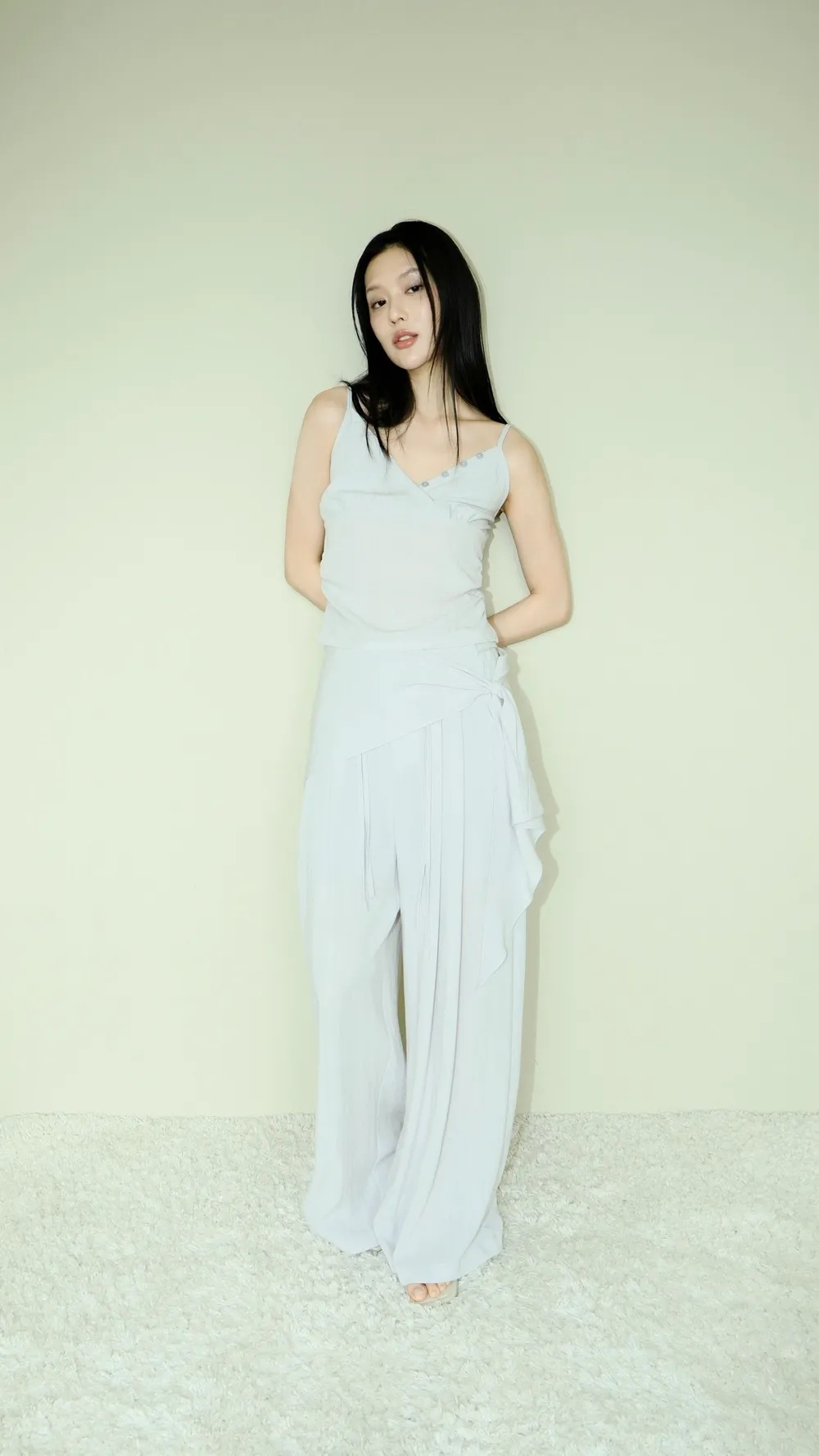 Facetune_15-05-2026-23-32-44