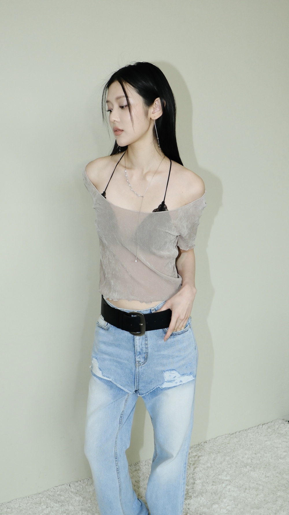 Facetune_15-05-2026-22-04-07
