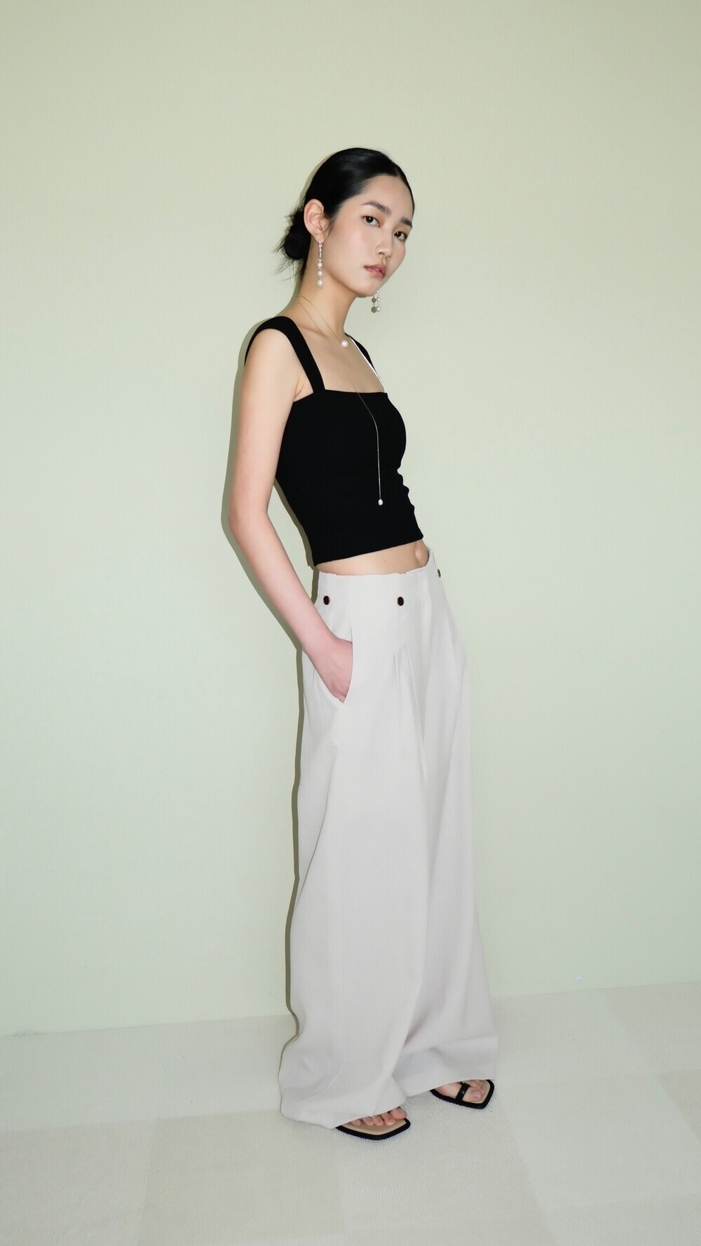 LINE_ALBUM_202554_250504_372