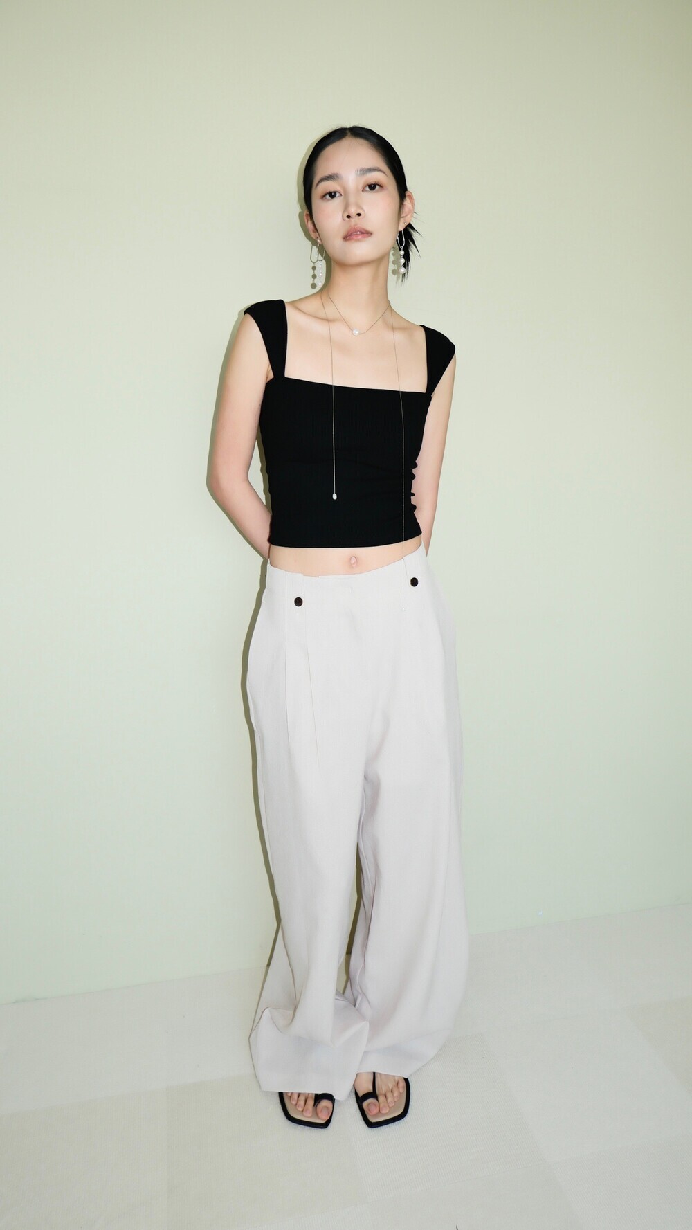 LINE_ALBUM_202554_250504_369