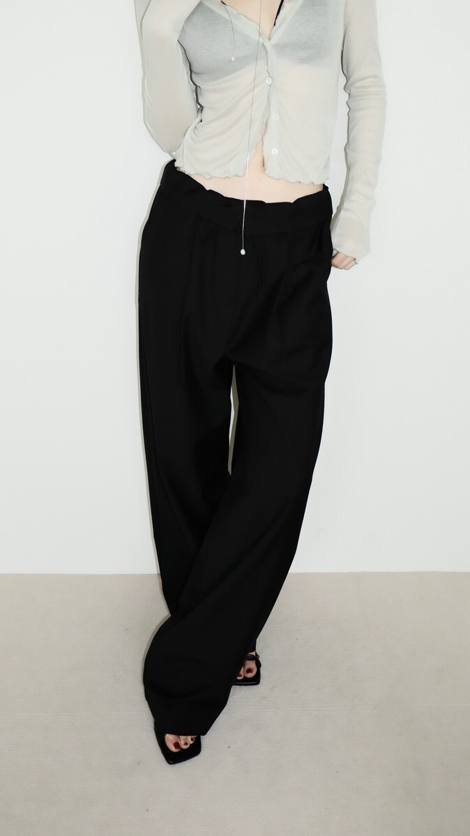 Facetune_12-06-2025-15-09-27