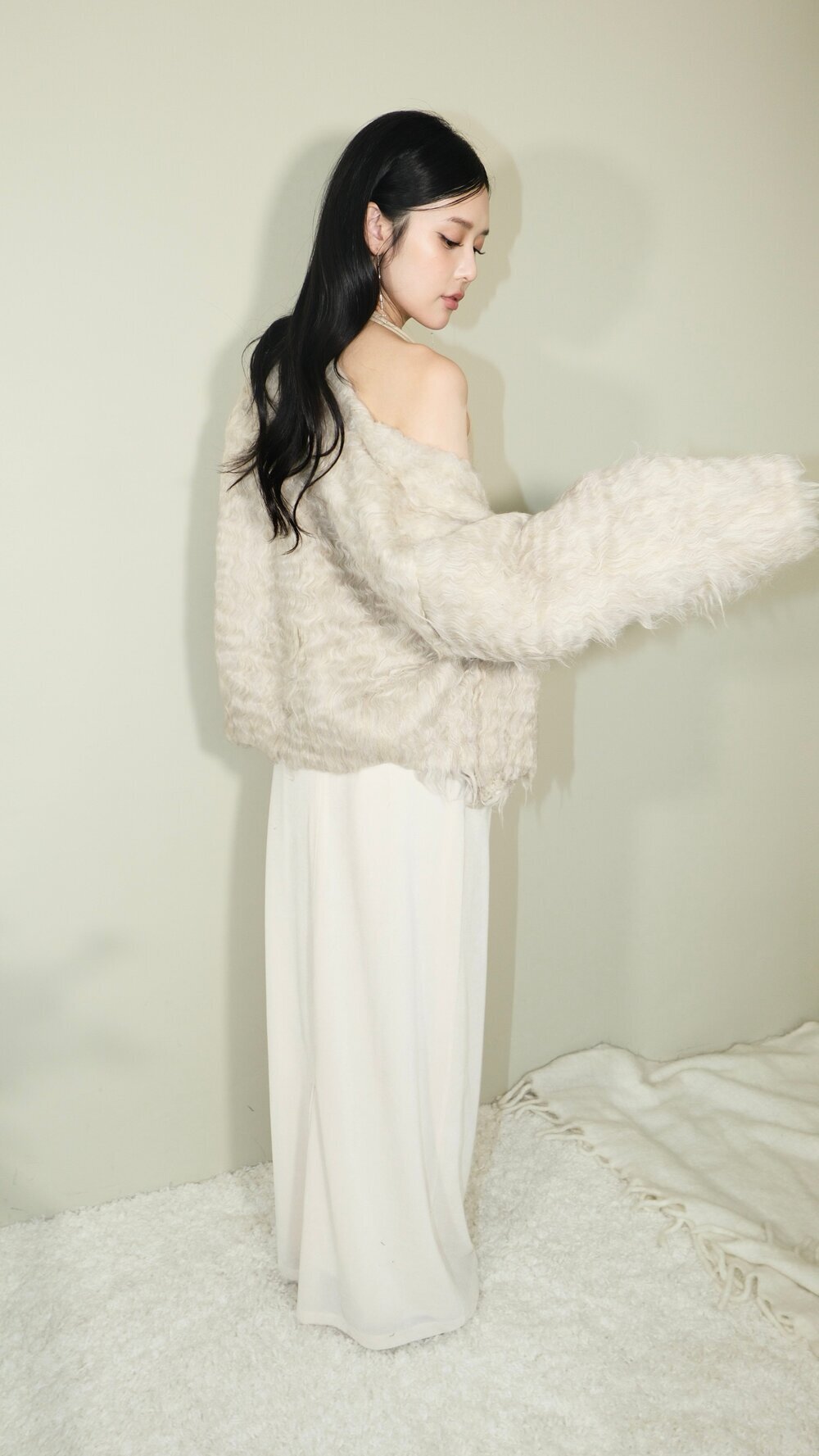 Facetune_15-12-2025-20-43-12_1