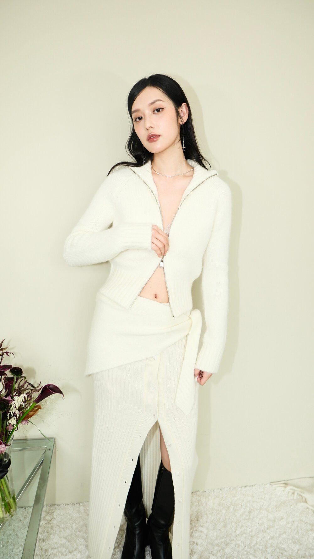 Facetune_15-12-2025-23-57-57_1