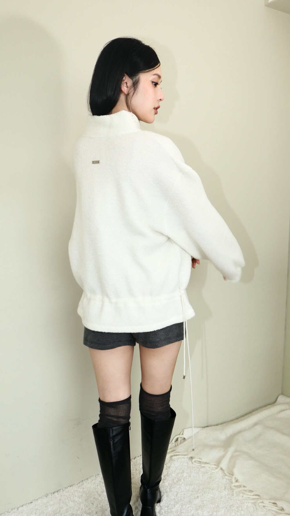 Facetune_15-12-2025-19-01-53_1