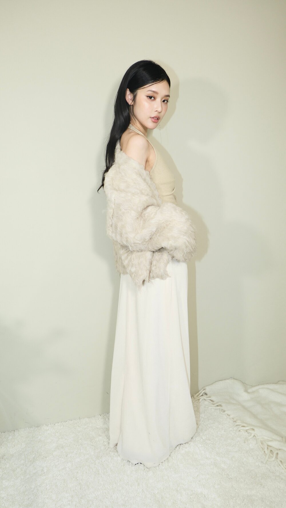 Facetune_15-12-2025-20-42-59_1