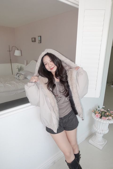 LINE_ALBUM_Winter 2_251201_173