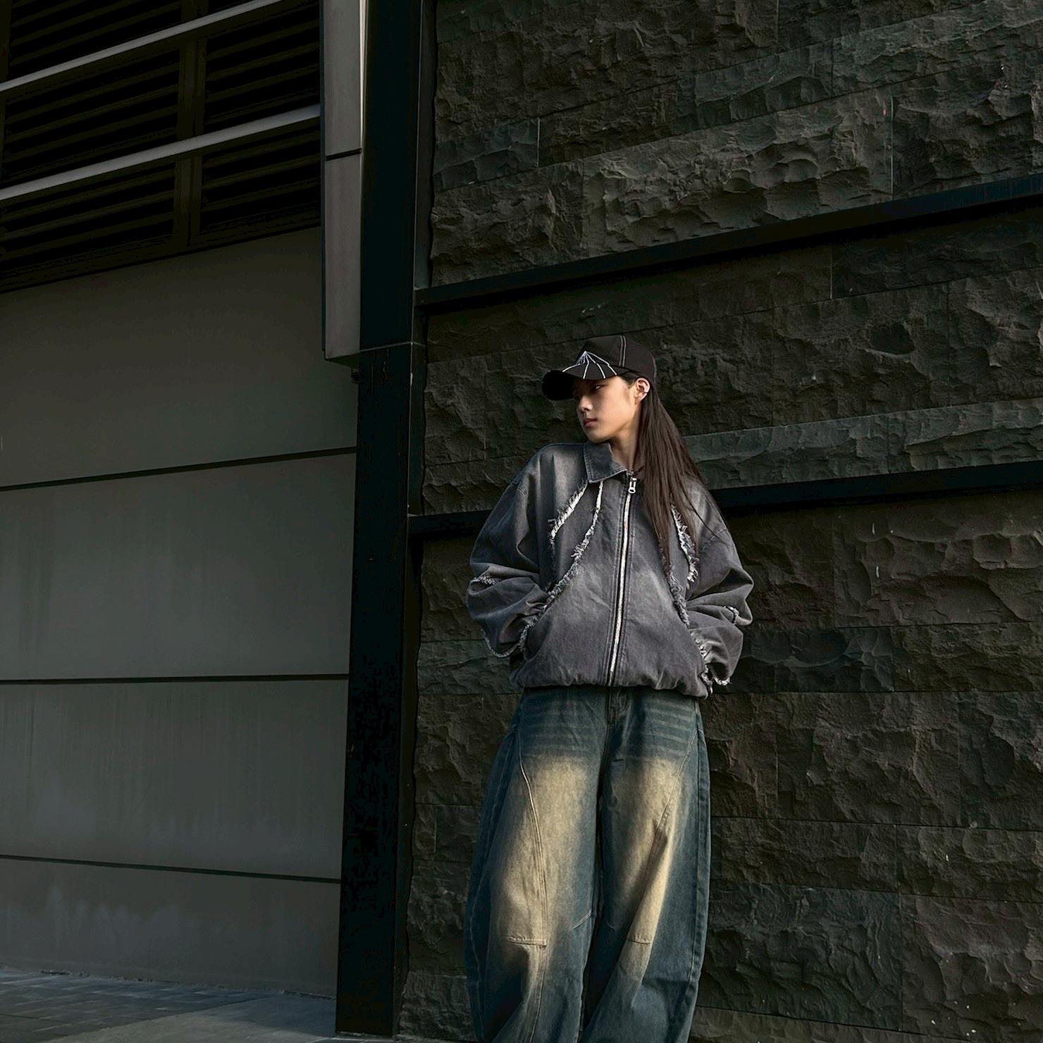 LINE_ALBUM_99040-韓國Boxy毛邊牛仔外套_251103_39