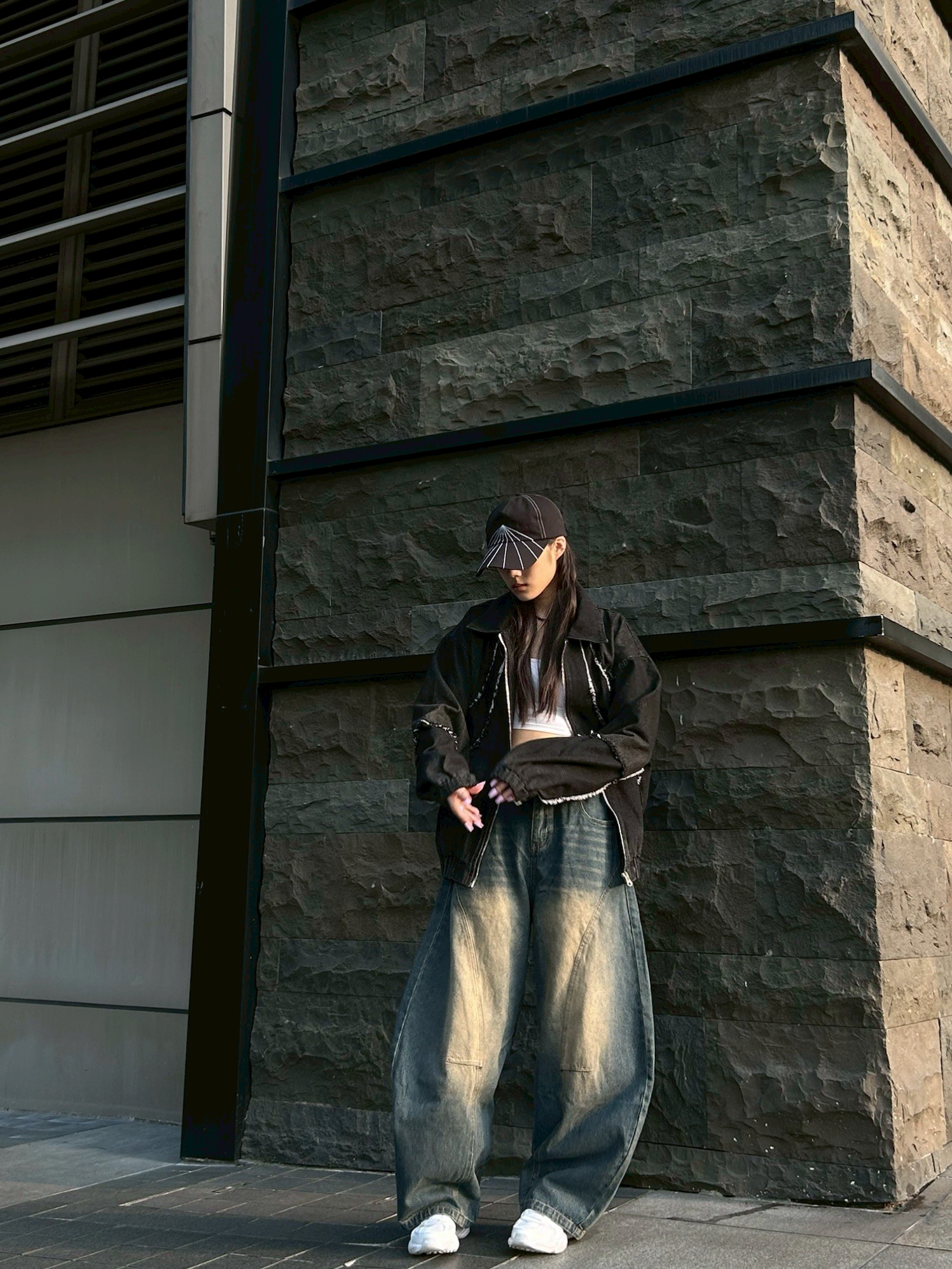 LINE_ALBUM_99040-韓國Boxy毛邊牛仔外套_251103_18