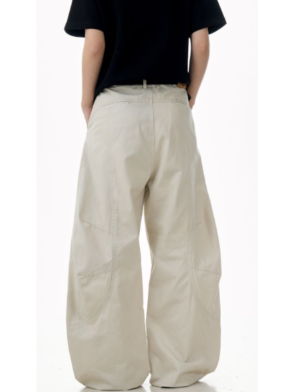 tw-11134207-7rbk4-m8g6a8w2fstc81