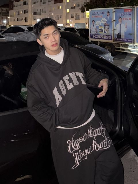 tw-11134207-81ztd-mio0nn2f5ssgfd