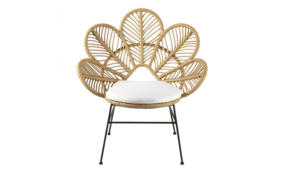Peacock Patterned Rattan Lounge Chair in Light Brown