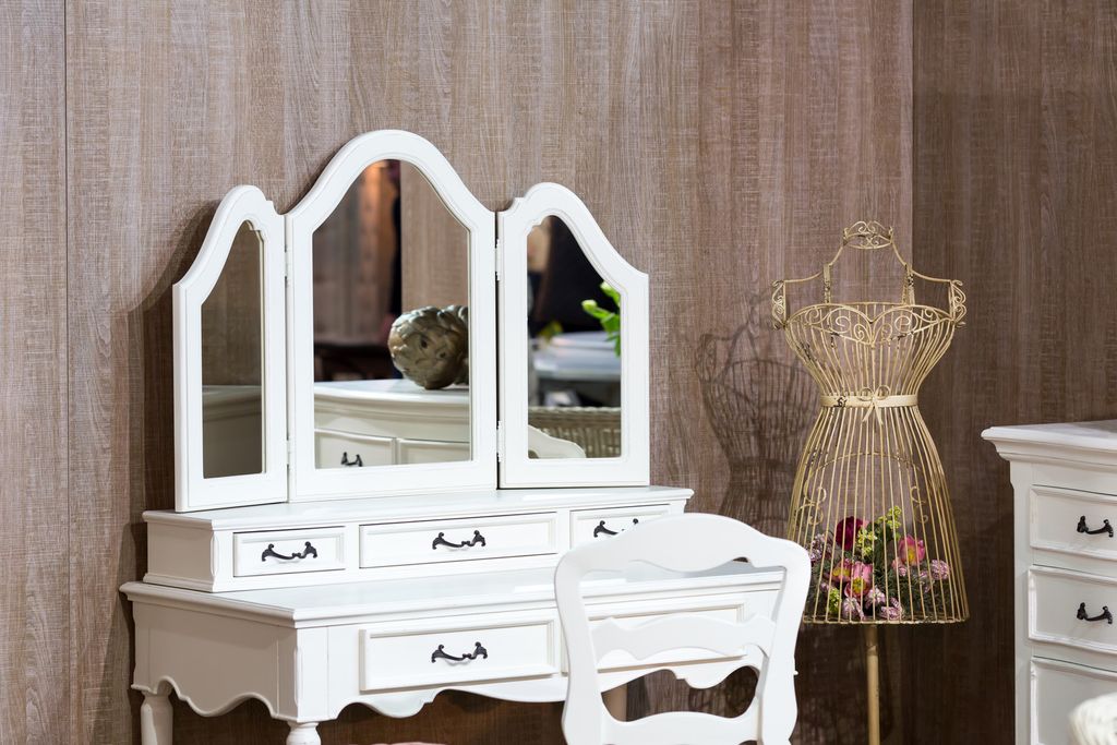 Top 10 Best Dressing Table Brands in Malaysia 2021