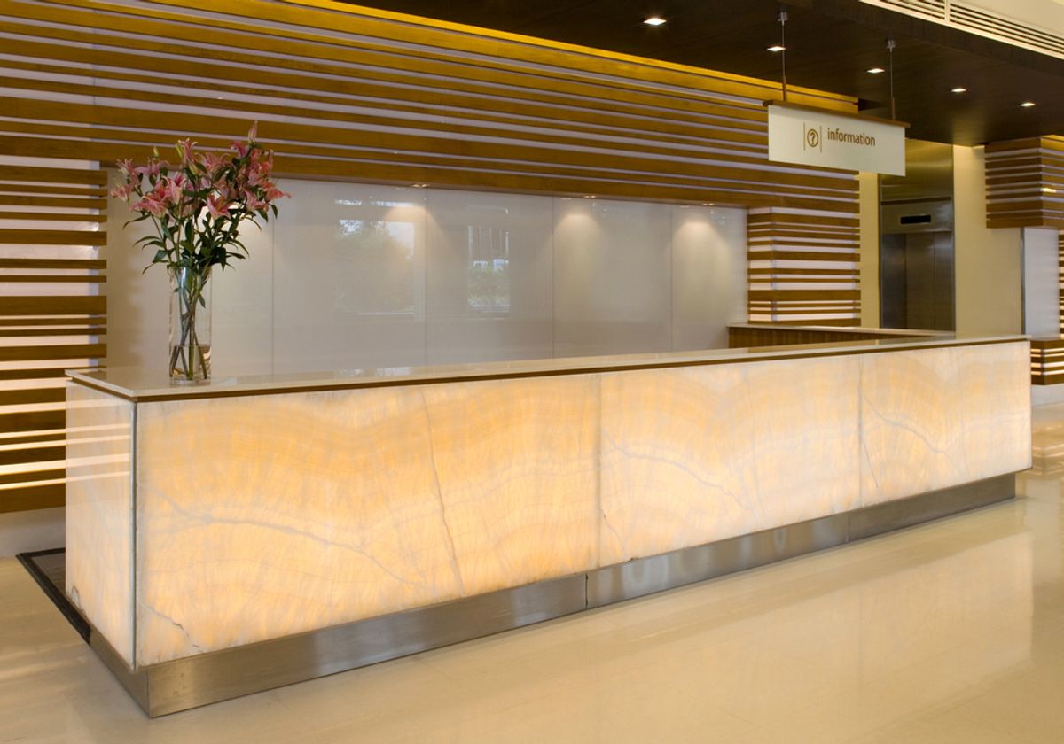 Best 10 Modern Reception Counter Table Designs for Business Use in Malaysia 2022
