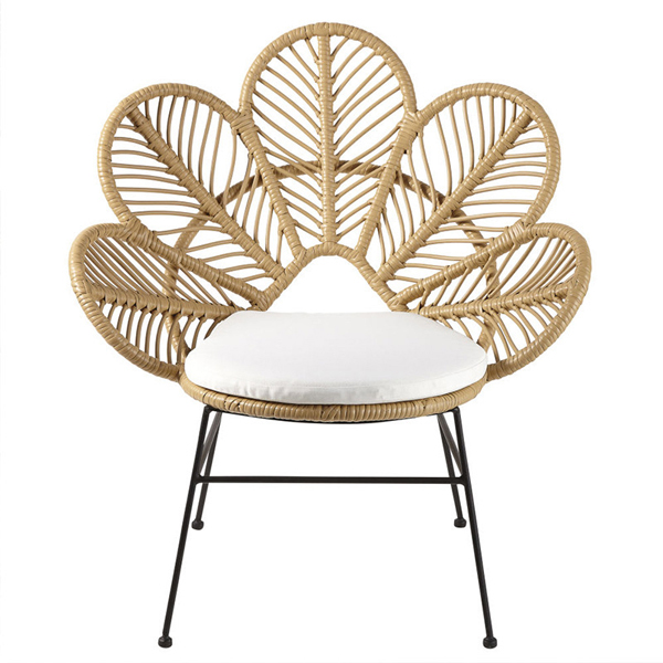 Peacock rattan dining chair for cafe use