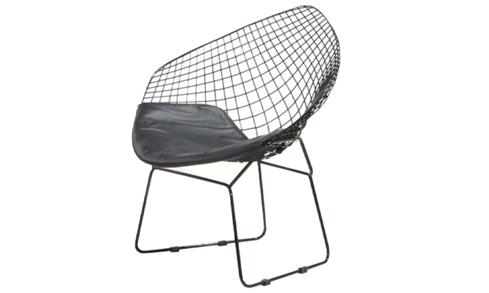 Modern Metal Frame PU Cushion Seat Relaxing Chair in Black