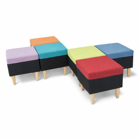 Colourful ottomans in zigzag formation