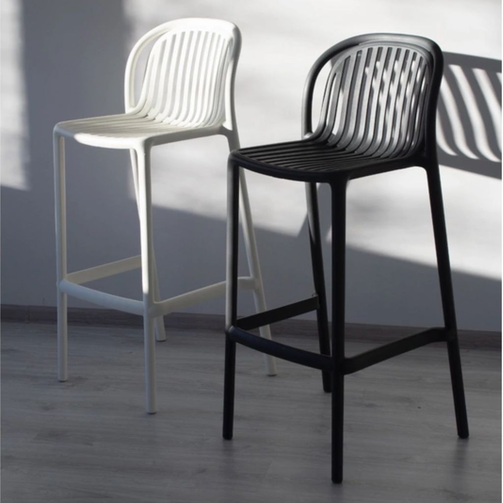 SPECTRA-CHAIR-2