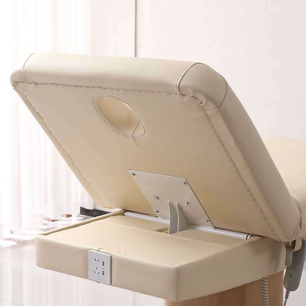 DMC37beautychair3