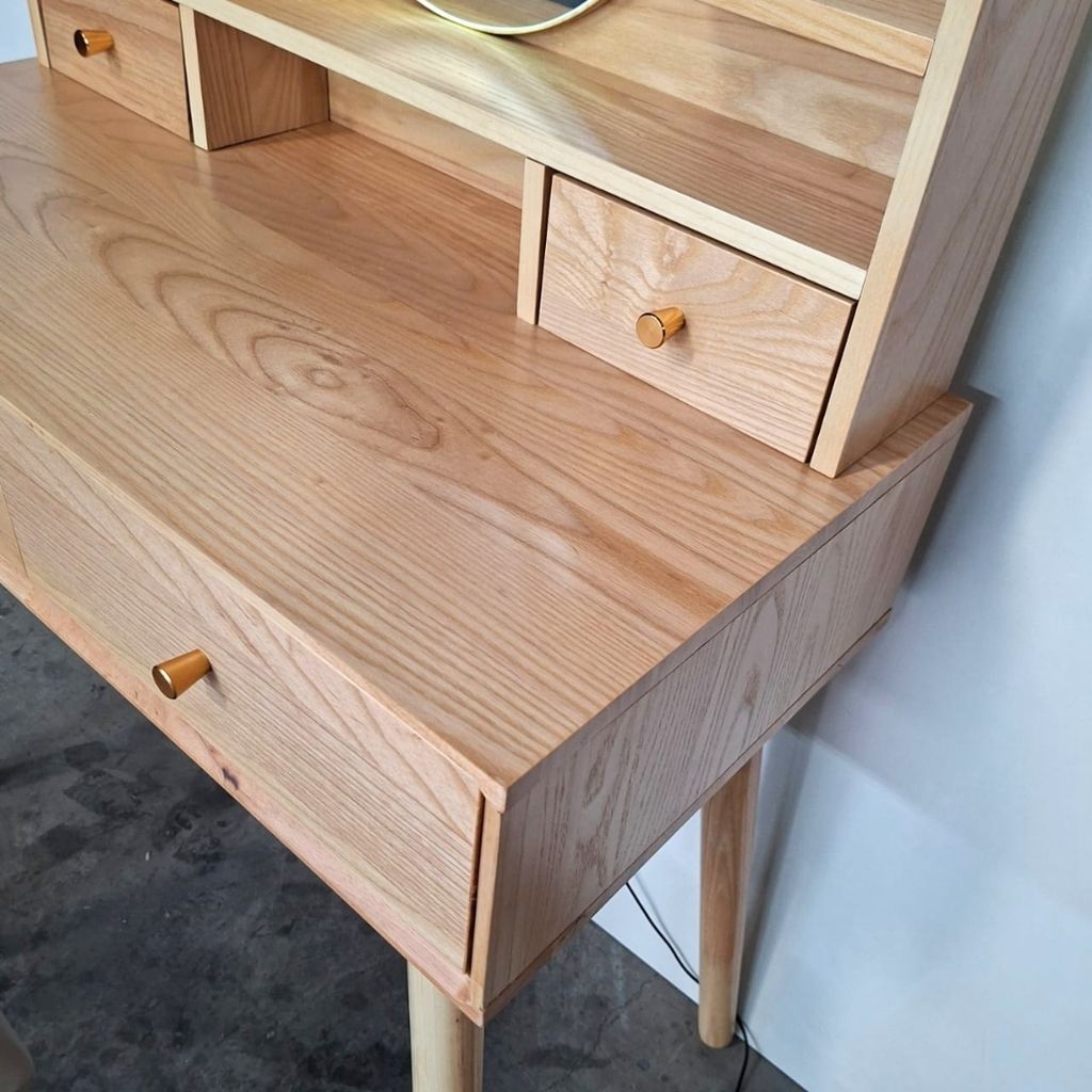 SUVA-DRESSER-9