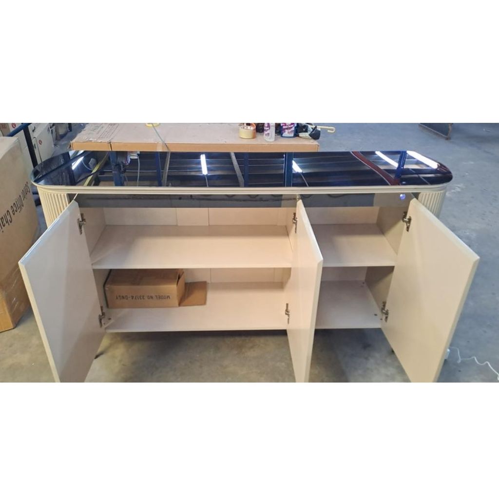 LUMEN-SIDEBOARD-4