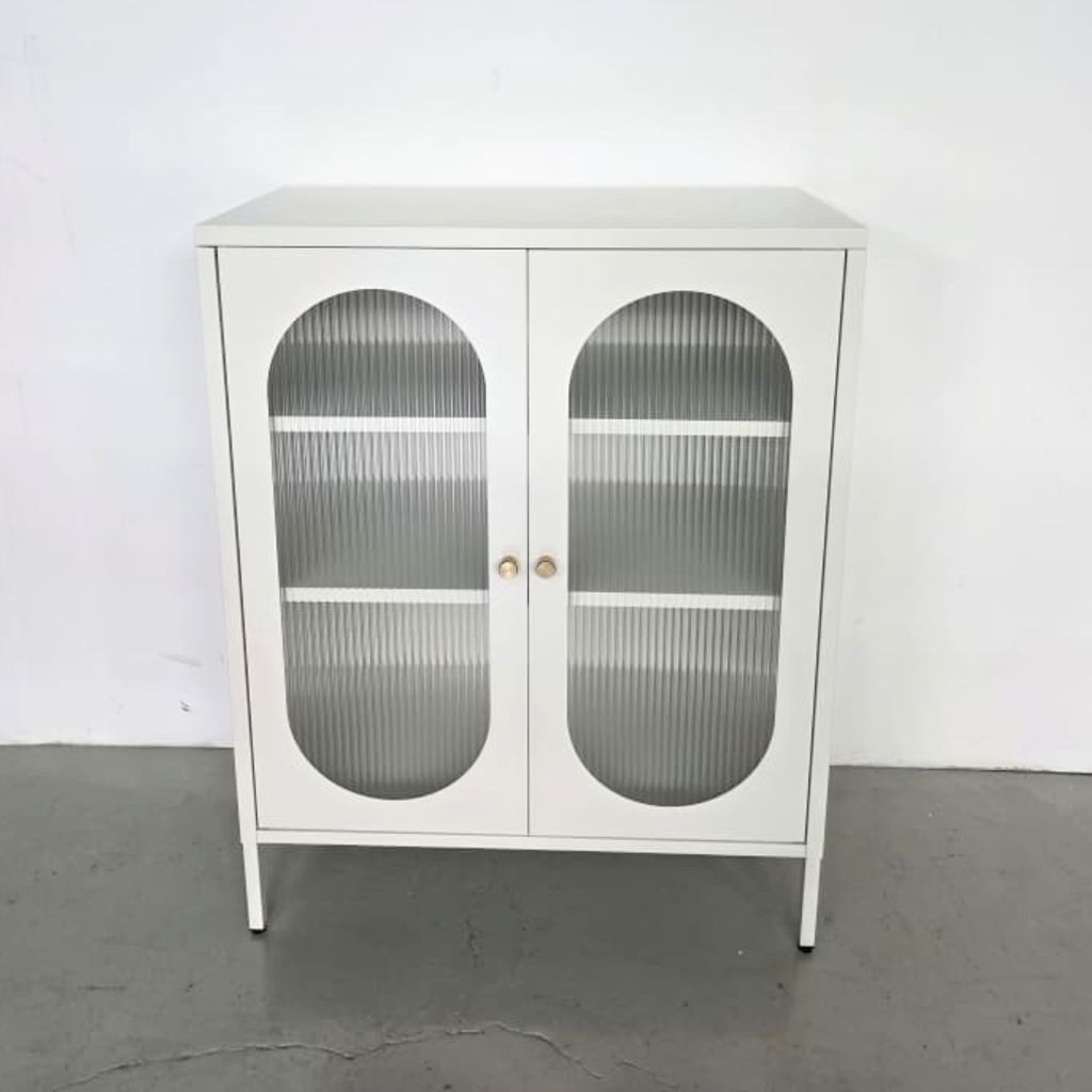 ESMER-WHITE-26-3