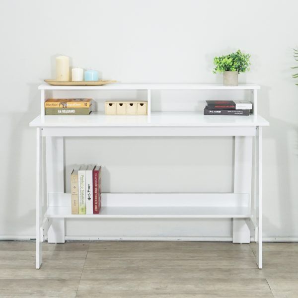 LIBBY-DESK-2-600x600