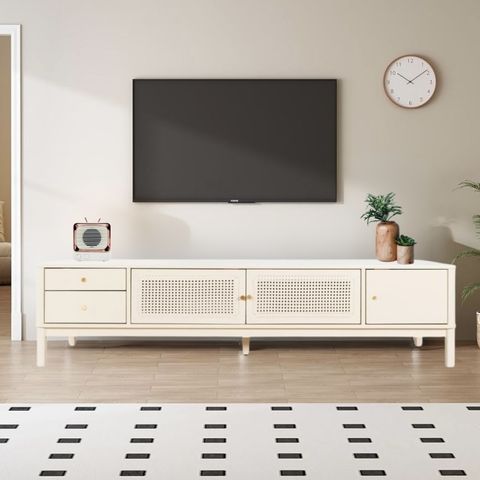 LUCENIA-TV-3