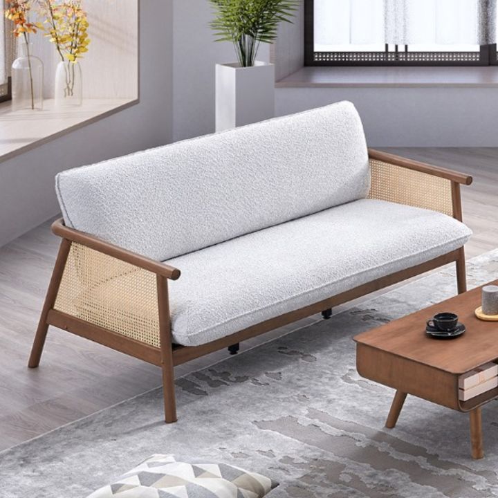 LATINA-SOFA-1