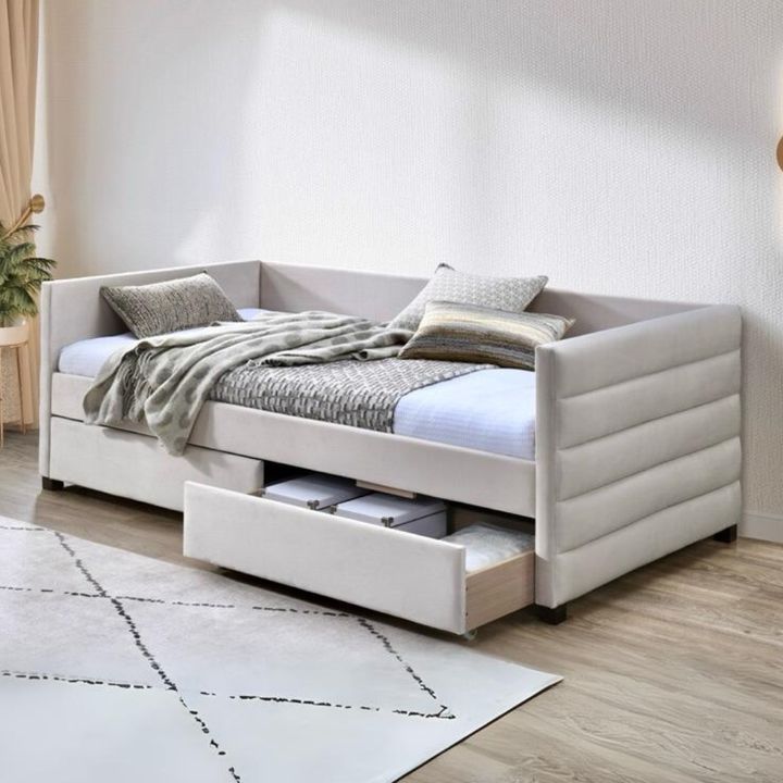 KIARA-DAYBED-1
