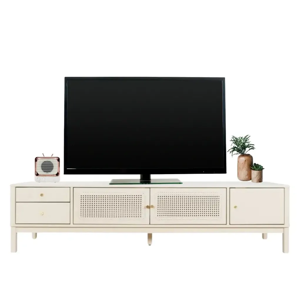 LUCENIA-TV-2