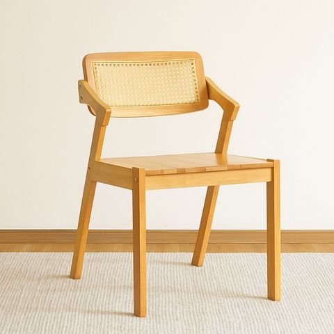 MADNI-CHAIR-SOLID-MAIN
