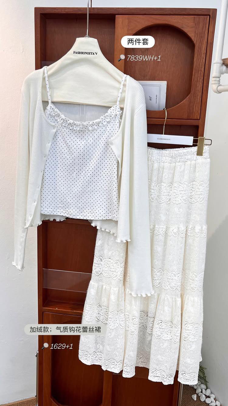 9B8C9EEC-C355-41E3-93DC-69E3B77372D6