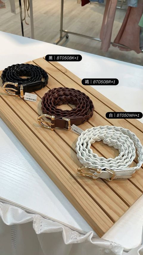 3821F8AD-0E86-4D78-A709-DA77F0E79C85